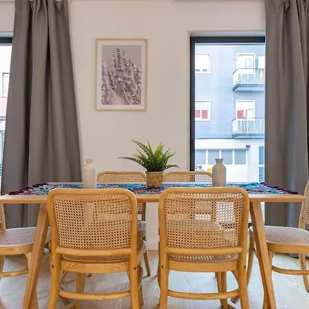 Campolide Lovely 2 Bedroom By Innkeeper *