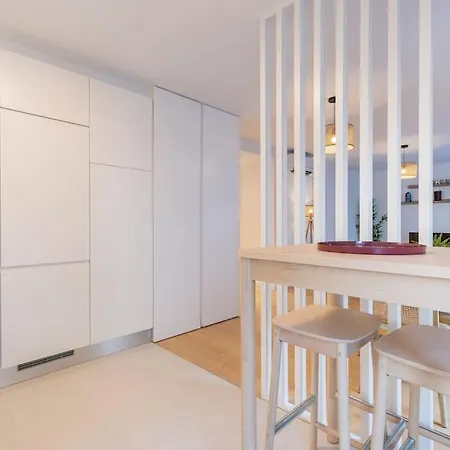 Campolide Lovely 2 Bedroom By Innkeeper Διαμέρισμα *