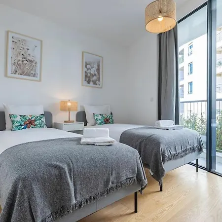 Campolide Lovely 2 Bedroom By Innkeeper